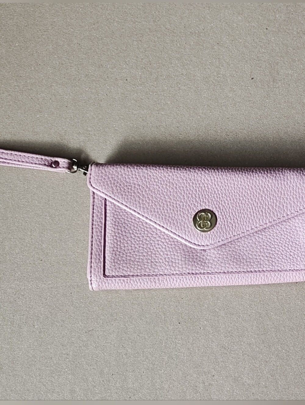 Bandolino Lilac Pebbled Wristlet Clutch